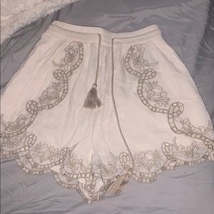 American Eagle flowy shorts